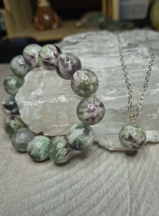 Hand Crafted Jewelry - High Quality 16mm Feather Fluorite Statement Bracelet And Necklace Set